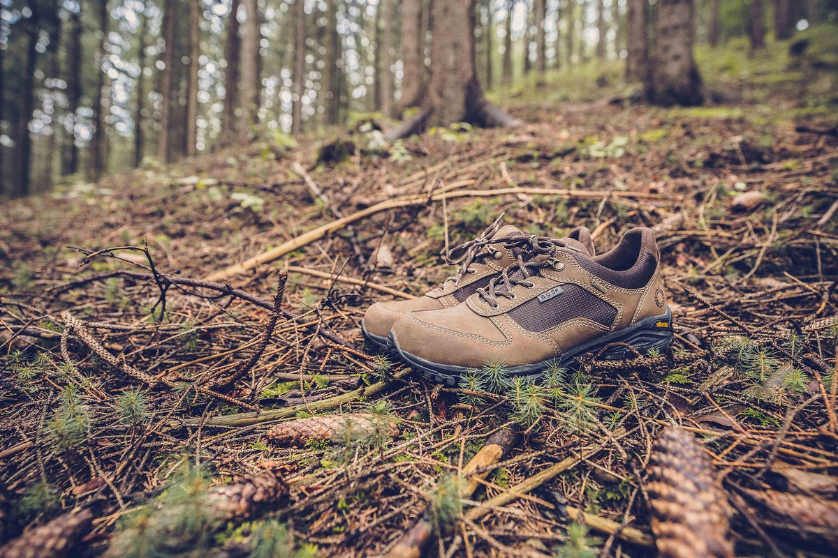Hiking shoes Tactical low – In use 9