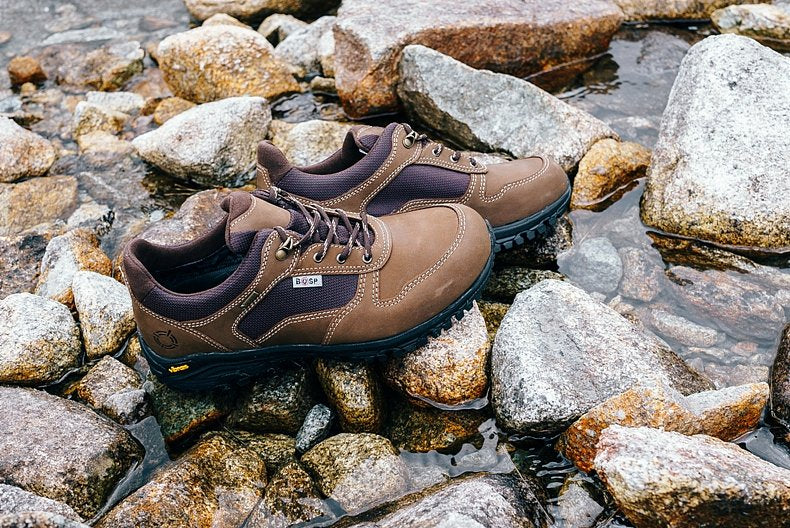 Hiking shoes Tactical low – In use 7