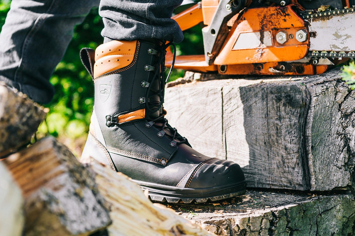 Forestry boots Fraker Logger orange – In use 11