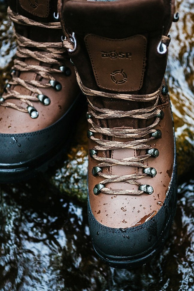 Hiking shoes Artun WX – In use 3