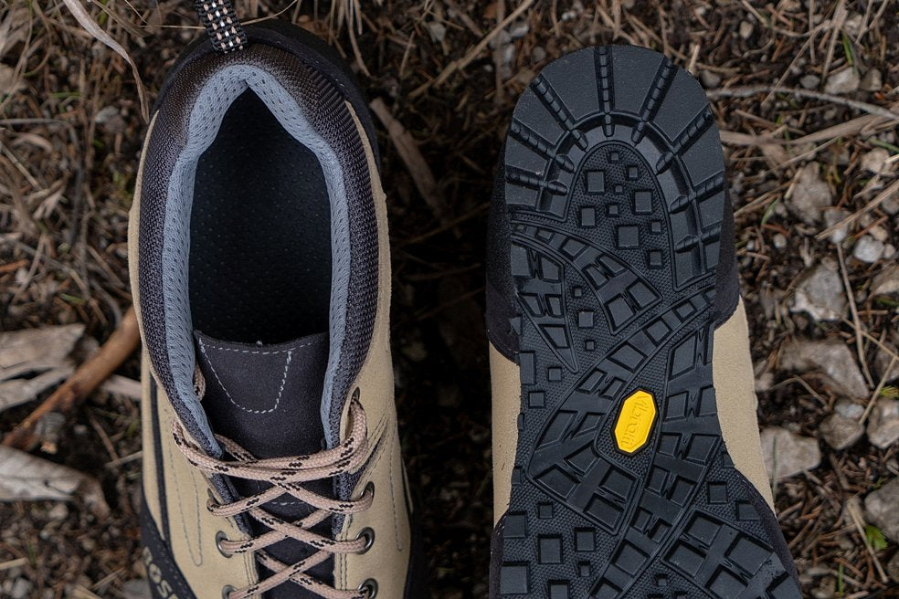 Hiking shoes Grifit Camel – In use 16