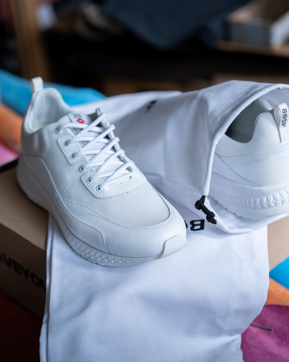 Sneakers Chrono Uni White – In use 5