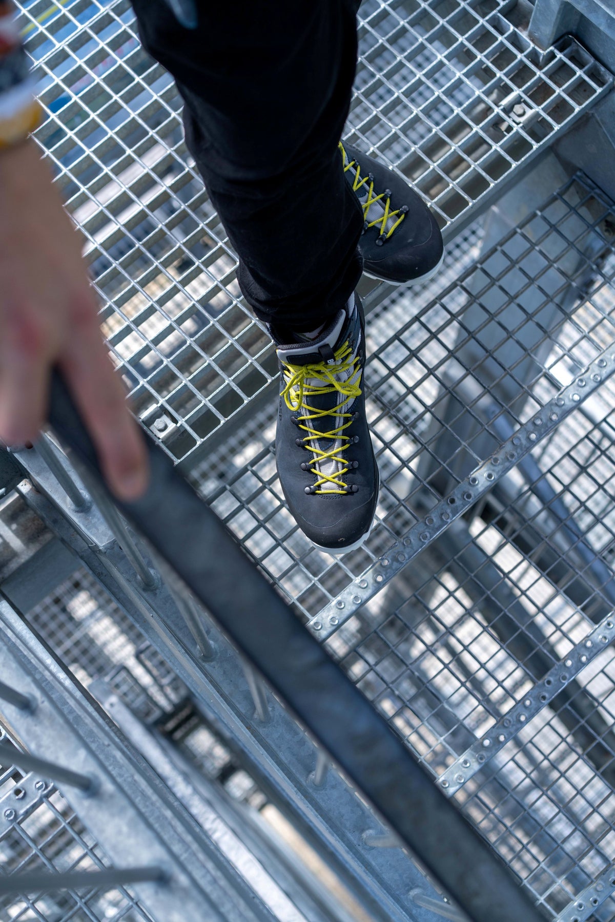 Hiking shoes Karpat Sport Denim – In use 16