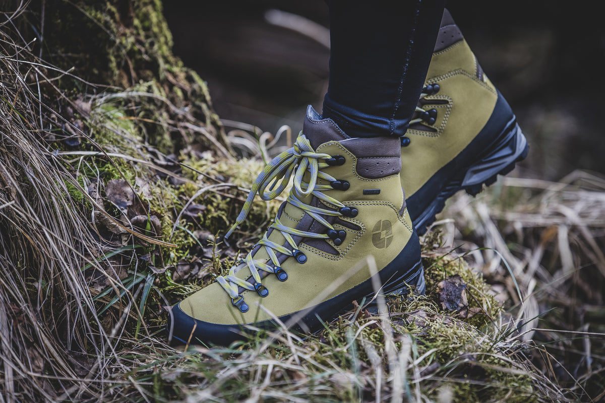 Hiking shoes Ural Pro Lime – In use 9