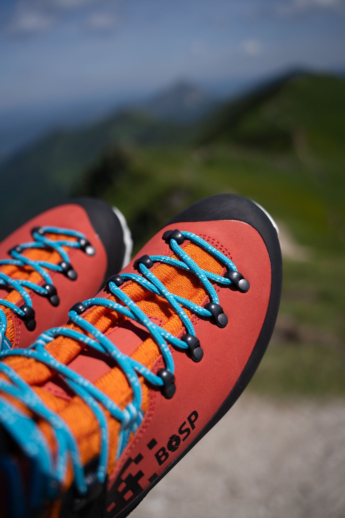 Hiking shoes Karpat Sport Mango – In use 2
