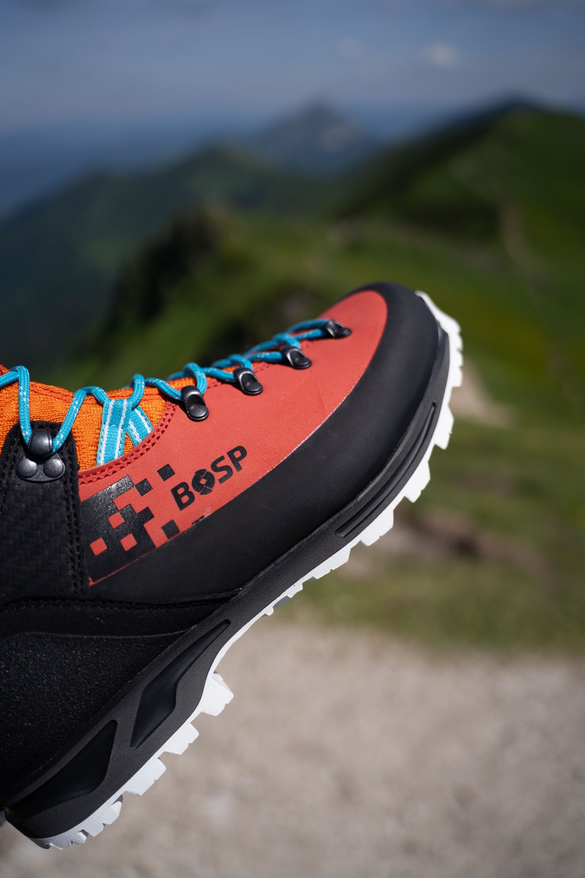 Hiking shoes Karpat Sport Mango – In use 4