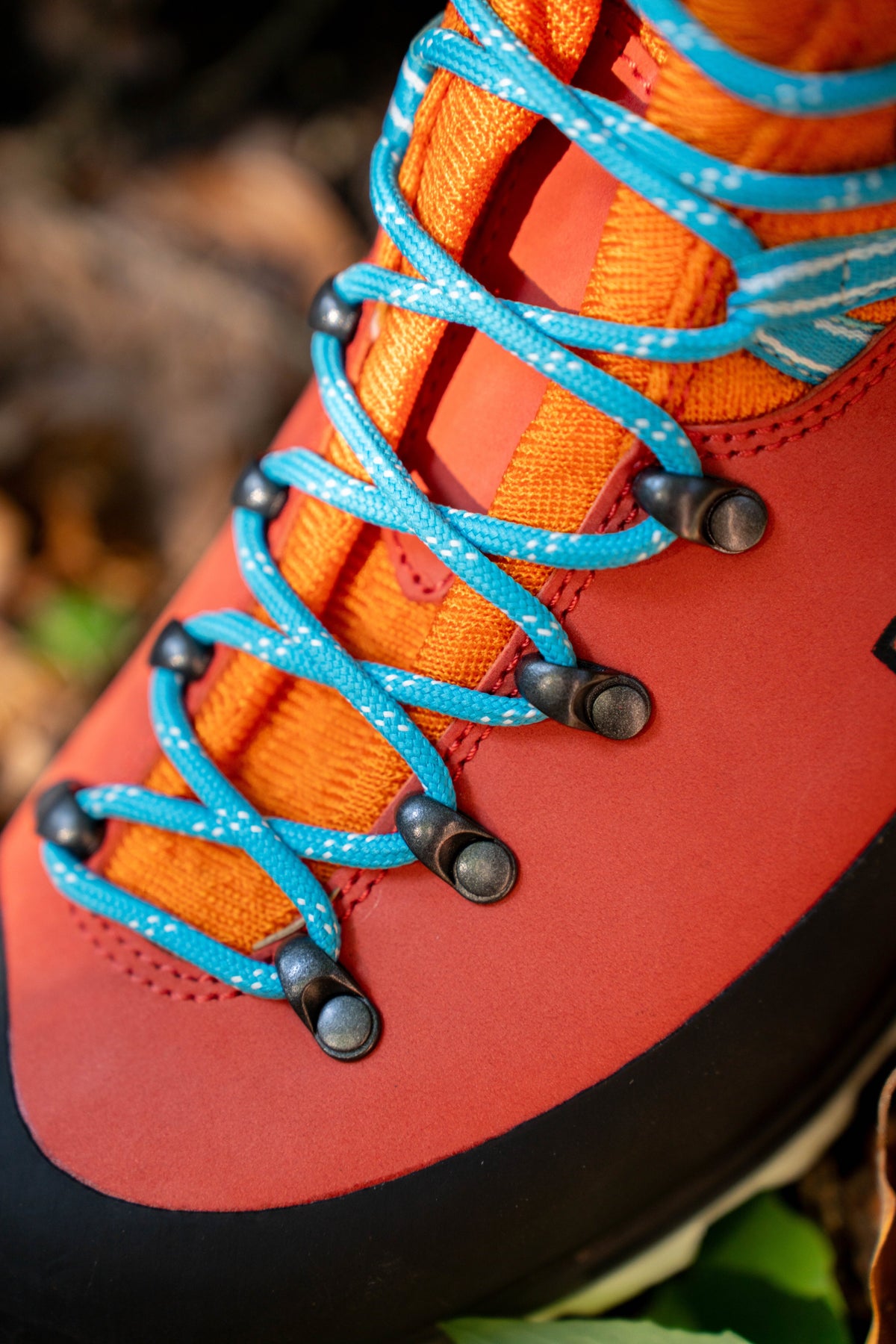 Hiking shoes Karpat Sport Mango – In use 10