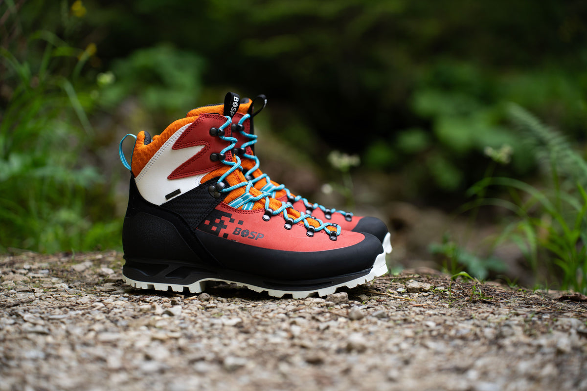 Hiking shoes Karpat Sport Mango – In use 13