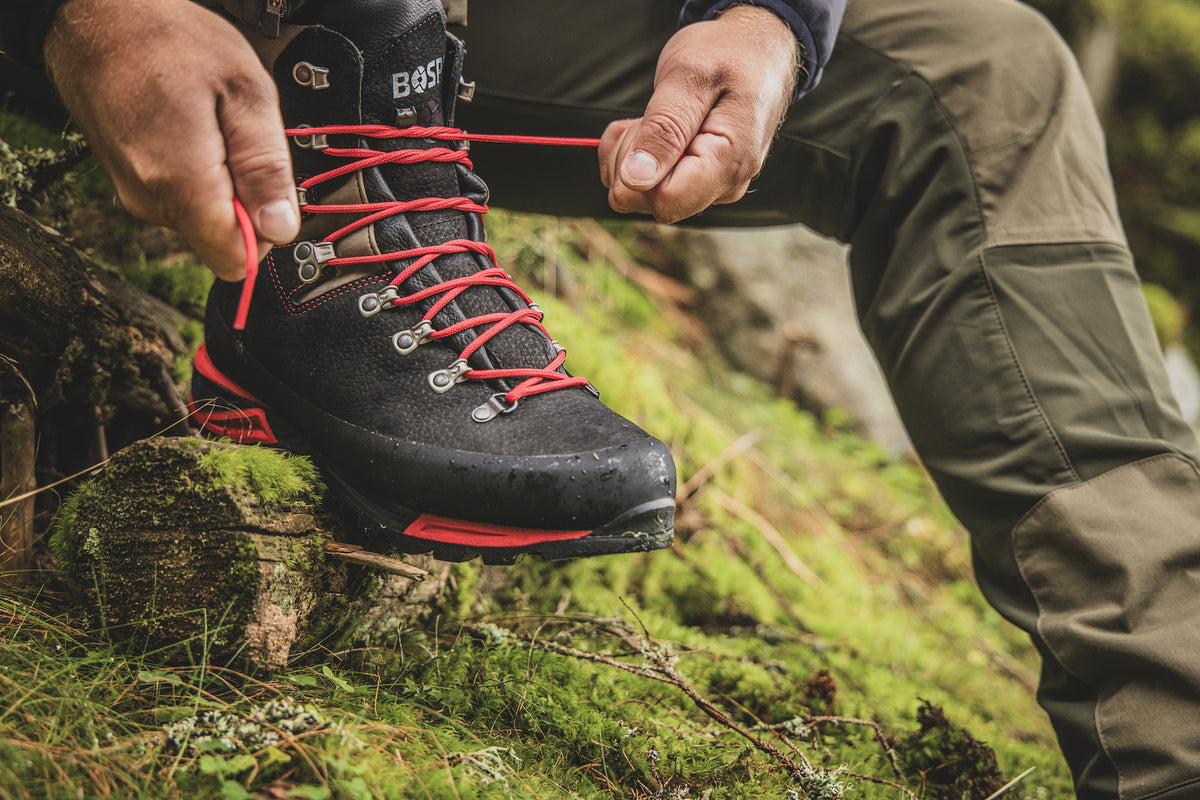 Hiking shoes Ural Pro Tech BLK – In use 11