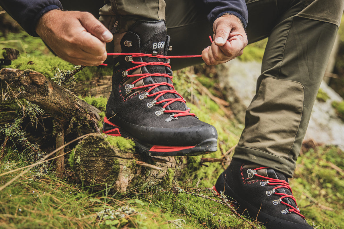 Hiking shoes Ural Pro Tech BLK – In use 13