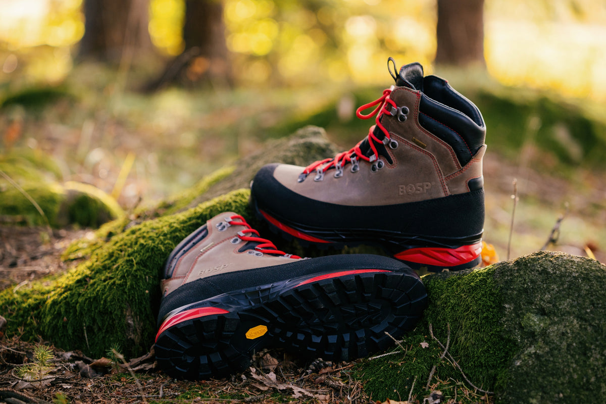 Hiking shoes Caledon Pro II Grizzly – In use 10