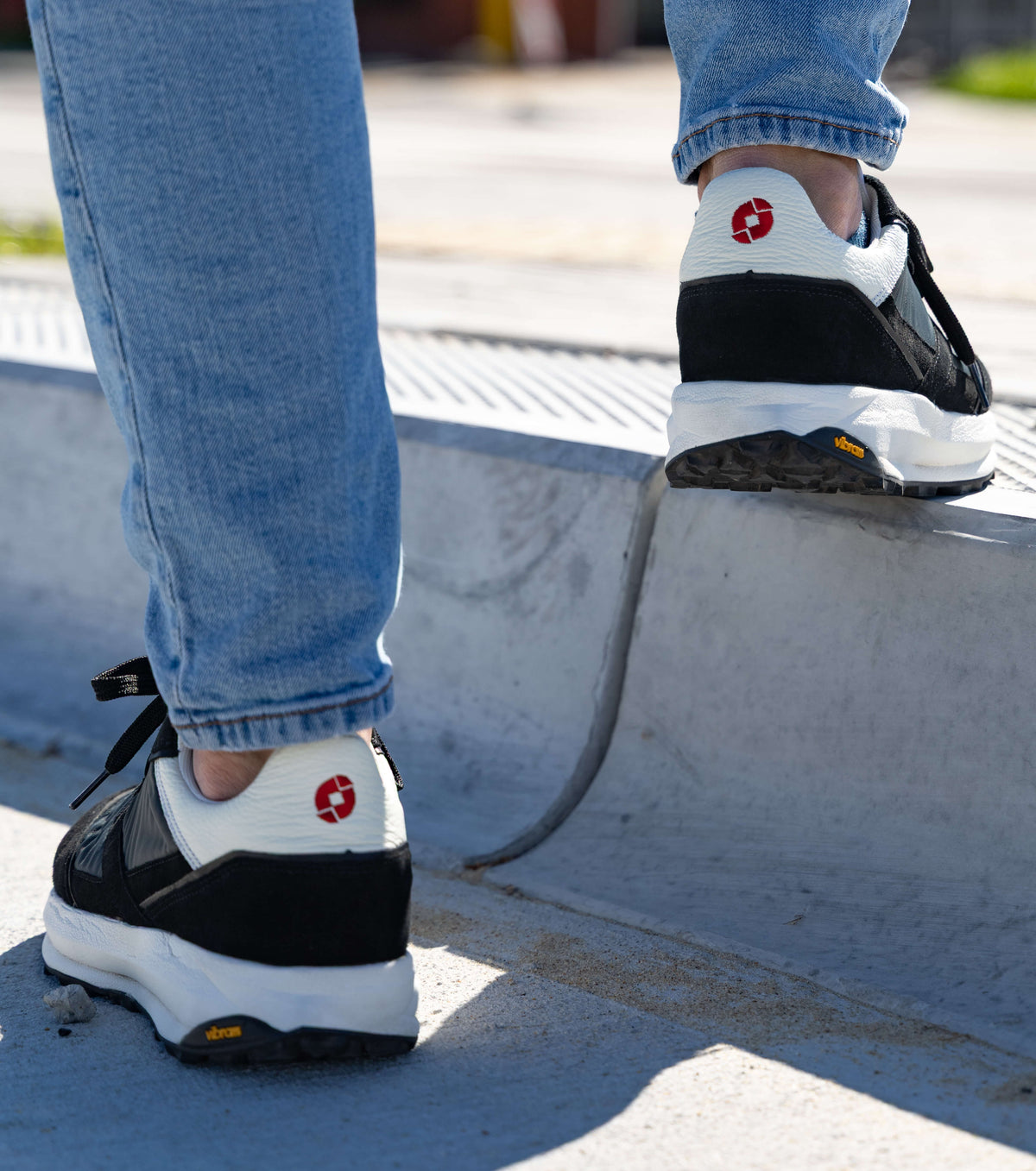 Sneakers Rocker Uni Black – In use 7