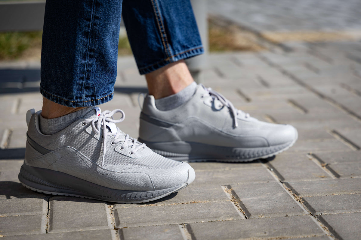 Sneakers Chrono Graphite – In use 2
