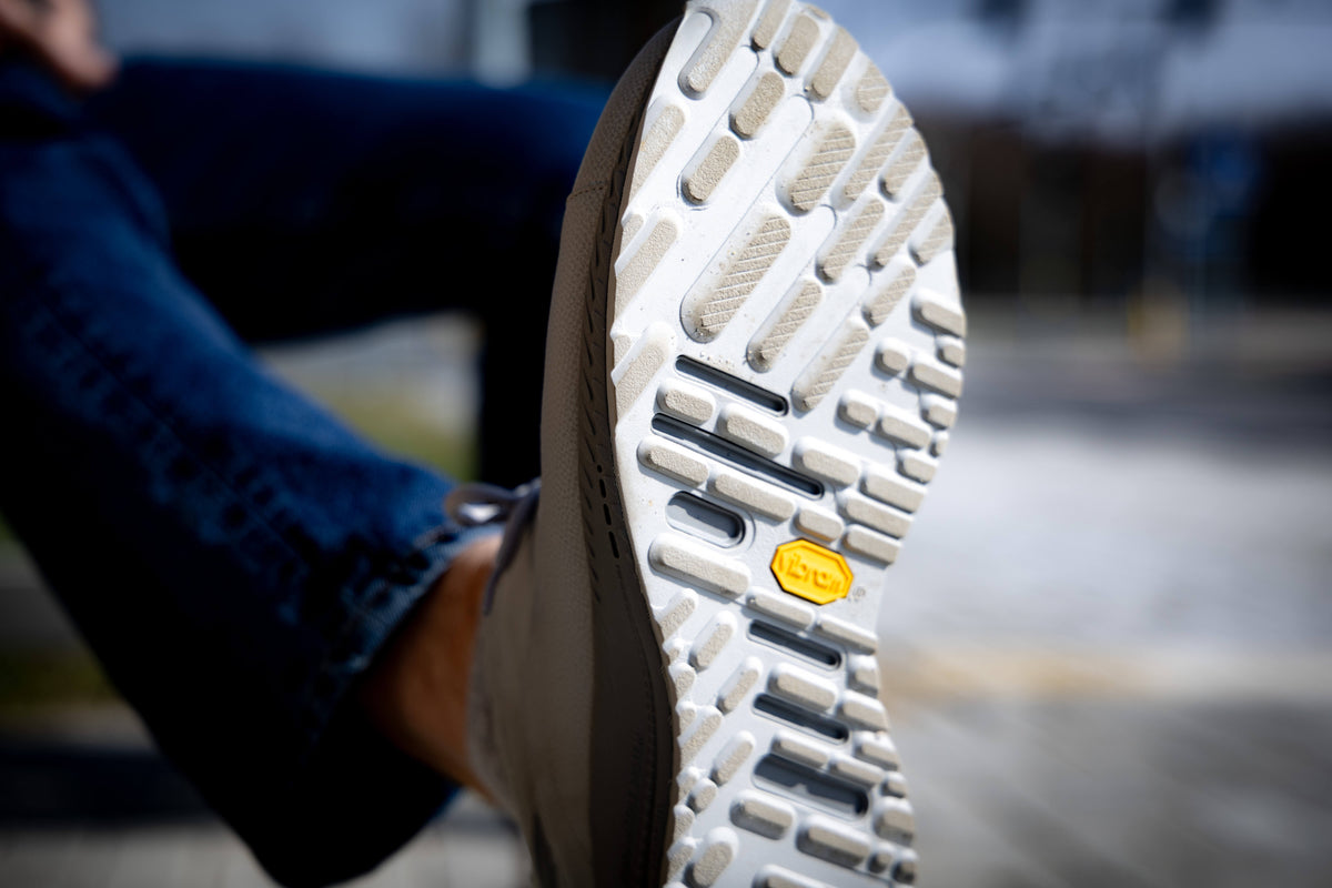 Sneakers Chrono Graphite – In use 3