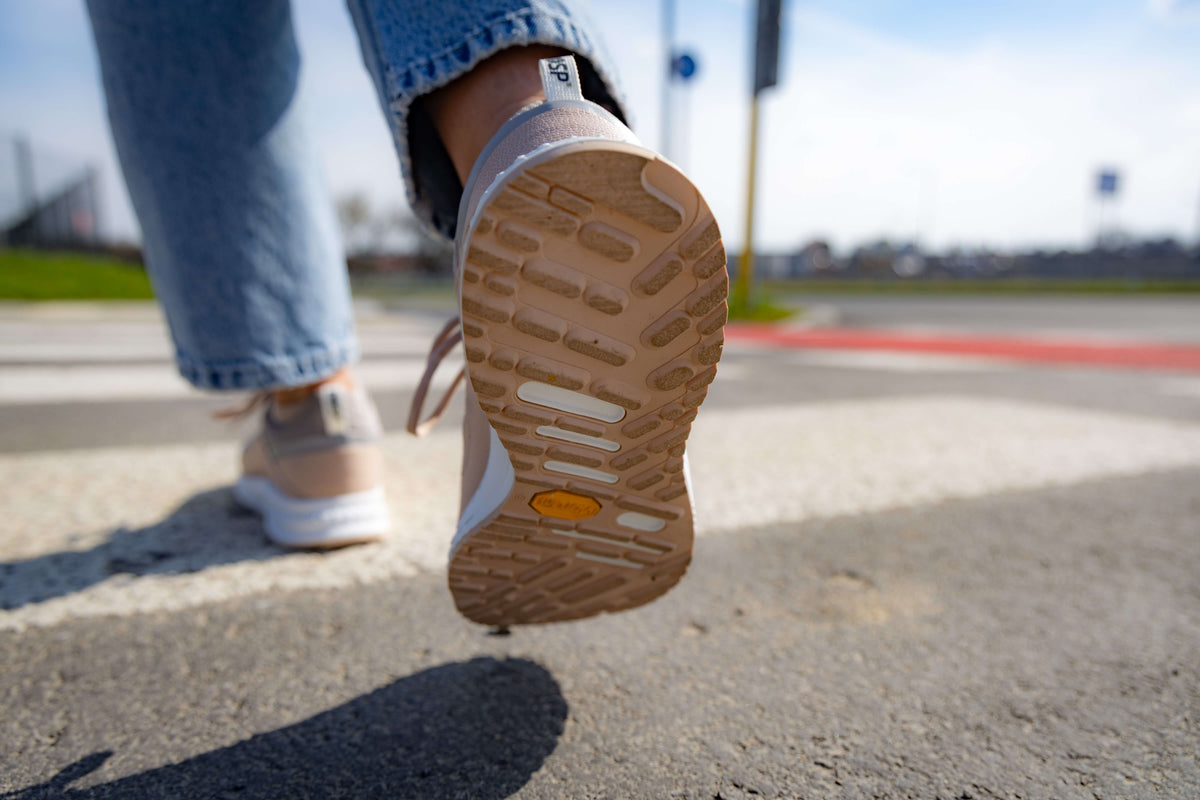 Sneakers Chrono Nude – In use 6