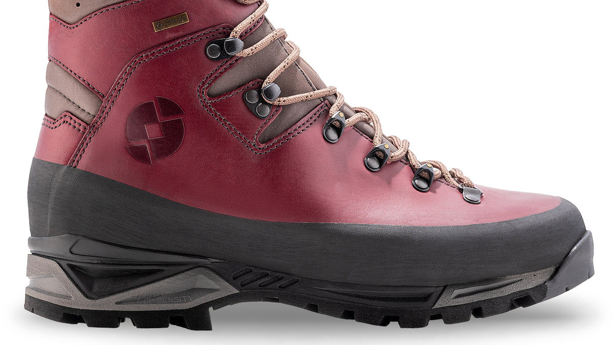 Ural Pro Ruby – GORE-TEX® Performance Comfort Footwear